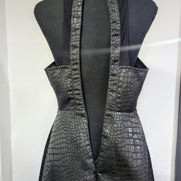 ASTR Sleevless Croc Embossed Mini Fit & Flare Dress Mesh Insets - Picture 9 of 11